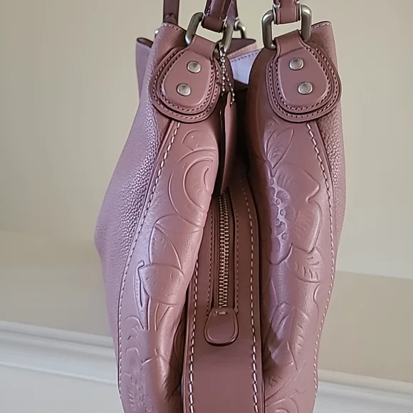 Edie Shoulder Bag with Tea Rose Tooling Mauve
